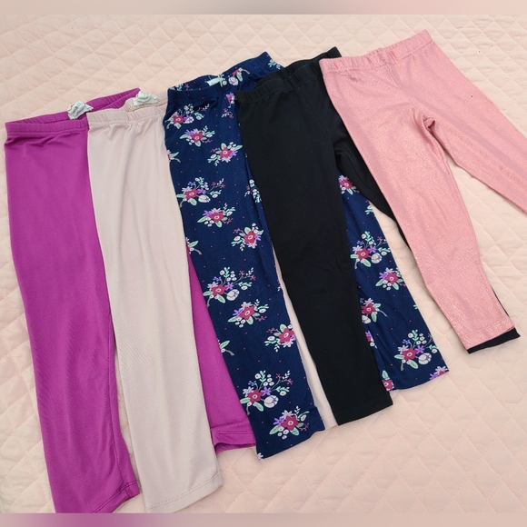 Leggings bundle for little girl, size 4-5 - Picture 3 of 5